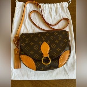 Stunning Louis Vuitton monogram canvas St Cloud NM